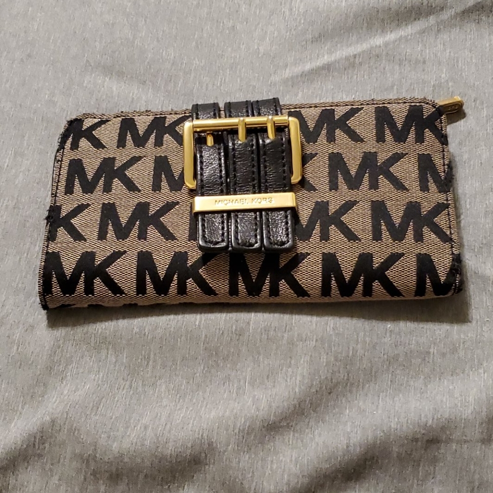 MK buckle wallet